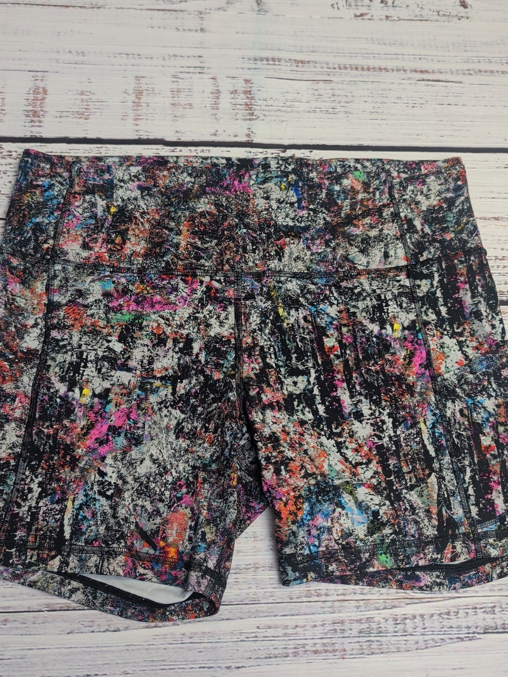 Lululemon Fast & Free Short 6” Non Reflective Active Multicolor Size 14